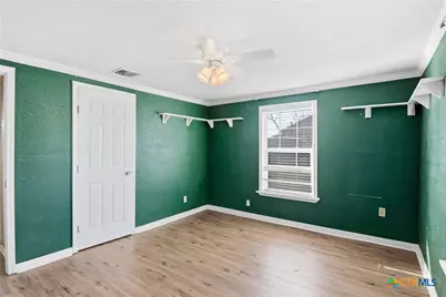 1409 N Heideke Street, Seguin, TX 78155 - Photo 15