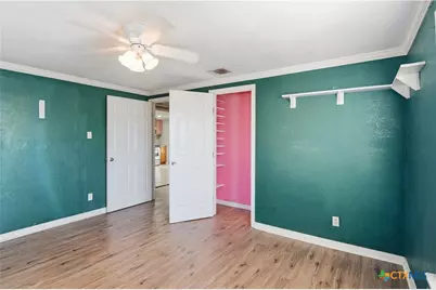 1409 N Heideke Street, Seguin, TX 78155 - Photo 9