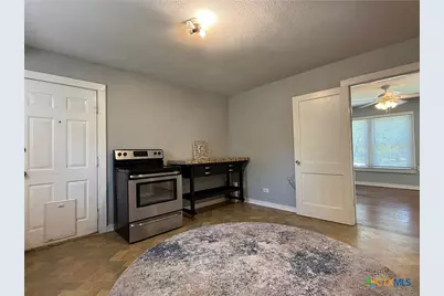 859 Oasis Street, New Braunfels, TX 78130 - Photo 5