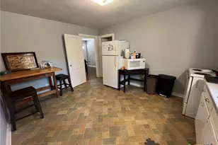 859 Oasis St, New Braunfels, TX 78130 - Photo 13