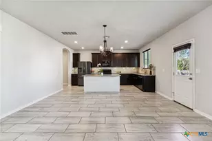 533 Sand Trail St, New Braunfels, TX 78130 - Photo 5