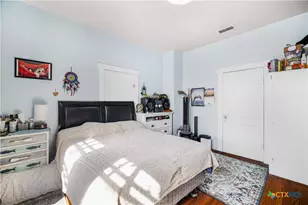 301 S Pecan St, Moulton, TX 77975 - Photo 23