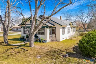 301 S Pecan St, Moulton, TX 77975 - Photo 3