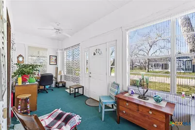 301 S Pecan Street, Moulton, TX 77975 - Photo 11