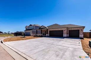 8811 Sassafras St, Temple, TX 76502 - Photo 5