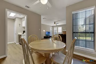 1202 Thorpe Ln, San Marcos, TX 78666 - Photo 11