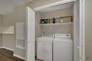 1202 Thorpe Ln, San Marcos, TX 78666 - Photo 15