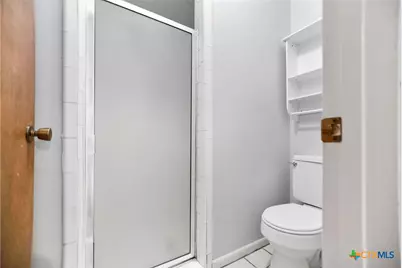 212 Buckingham, Victoria, TX 77904 - Photo 21