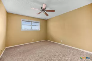 212 Buckingham, Victoria, TX 77904 - Photo 7
