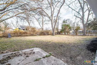 917 S 19th Street, Temple, TX 76504 - Photo 15