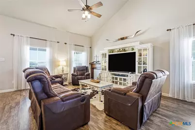 462 Moonvine Way, New Braunfels, TX 78130 - Photo 5