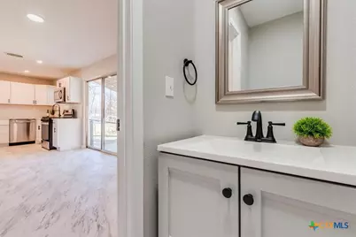 704 S 3rd Street, Copperas Cove, TX 76522 - Photo 11