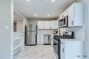 704 S 3rd St, Copperas Cove, TX 76522 - Photo 7