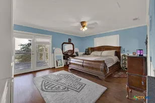 410 Jaylee, Canyon Lake, TX 78133 - Photo 17