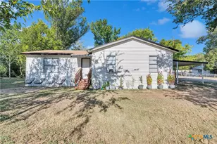 1001 W 8th St, Cameron, TX 76520 - Photo 1