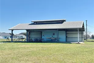 43 Buckskin Dr, Palacios, TX 77465 - Photo 41