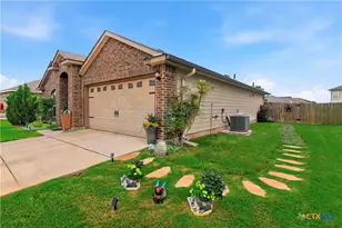 1321 W Nolte Farms Rd, Seguin, TX 78155 - Photo 33