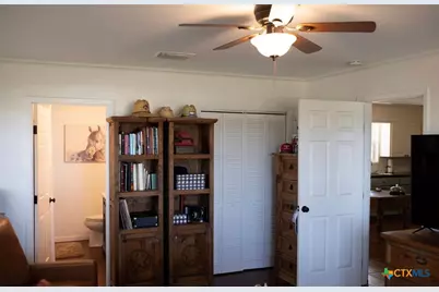 8652 State Highway 111 W, Yoakum, TX 77995 - Photo 19