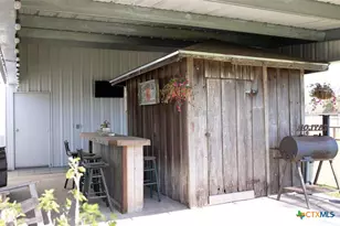 8652 State Hwy 111 W, Yoakum, TX 77995 - Photo 21