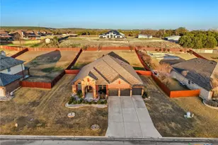 3607 Mesquite Branch Dr, Harker Heights, TX 76548 - Photo 33