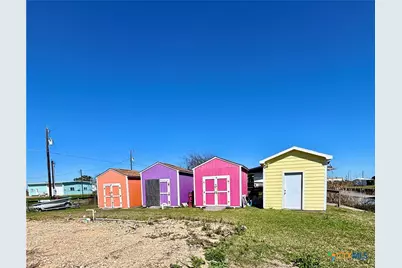 355 County Road 202, Sargent, TX 77414 - Photo 9