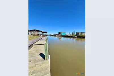 355 County Road 202, Sargent, TX 77414 - Photo 15