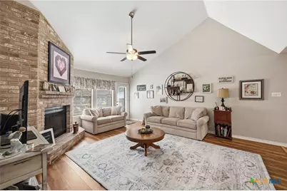 3744 Hunters Glen, Schertz, TX 78108 - Photo 11