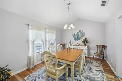 3744 Hunters Glen, Schertz, TX 78108 - Photo 9