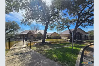 206 Falling Hills, New Braunfels, TX 78132 - Photo 7