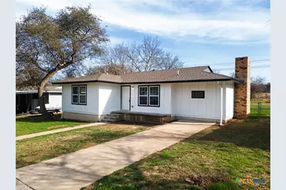 44 Sue Ann Dr, Lampasas, TX 76550 - Photo 1