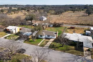 44 Sue Ann Dr, Lampasas, TX 76550 - Photo 3