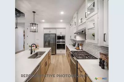 9612 Golden Lion Drive, Austin, TX 78744 - Photo 5