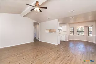 2404 Hidden Hill Dr, Killeen, TX 76543 - Photo 3