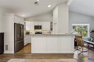 515 Valley Ridge, Canyon Lake, TX 78133 - Photo 11