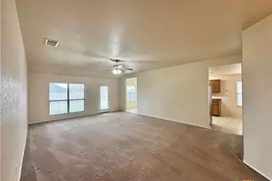 402 Curtis Dr, Killeen, TX 76542 - Photo 5