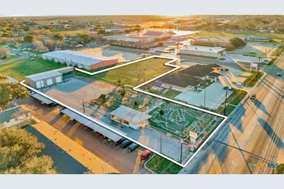 3102 Sam Houston Drive, Victoria, TX 77904 - Photo 1