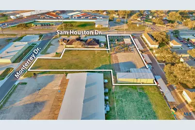 3102 Sam Houston Drive, Victoria, TX 77904 - Photo 3