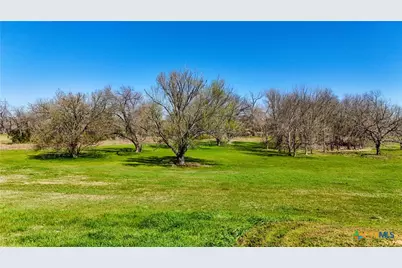 540 Guthrie Drive, Belton, TX 76513 - Photo 13