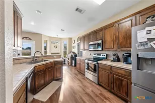 10223 Southshore Dr, Salado, TX 76571 - Photo 11