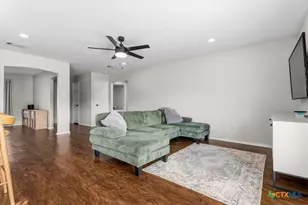 4306 Captain Dr, Killeen, TX 76549 - Photo 5