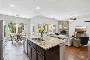 2624 Wild Cat Roost, New Braunfels, TX 78132 - Photo 15