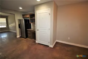 1017 S 9th St, Copperas Cove, TX 76522 - Photo 5