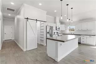 144 Ski Plex Dr, Seguin, TX 78155 - Photo 15