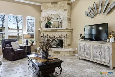 203 Champions Boulevard, La Vernia, TX 78121 - Photo 21