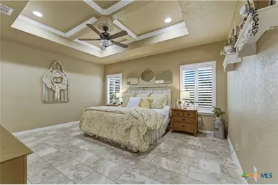 203 Champions Boulevard, La Vernia, TX 78121 - Photo 23