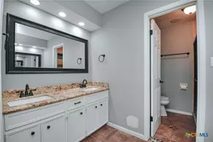 115 Santa Fe, Victoria, TX 77904 - Photo 15