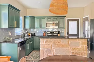 1009 Eagle Flight Dr, Canyon Lake, TX 78133 - Photo 17