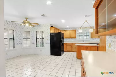 738 Cedar Parkway, Seguin, TX 78155 - Photo 9