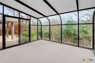 738 Cedar Pkwy, Seguin, TX 78155 - Photo 5