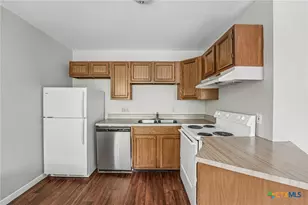 1634 Post Rd, San Marcos, TX 78666 - Photo 7